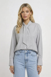 Minimalistische Gestreepte Blouse met Strikdetail