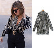 Didi Dierenprint Blouse | Een elegante, satijnen blouse voor dames