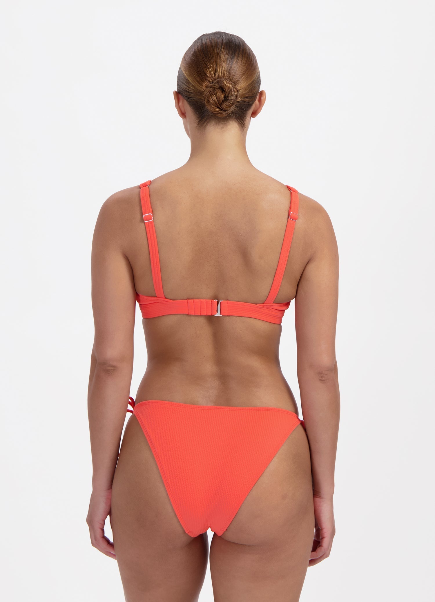 Coral strik bikinibroekje