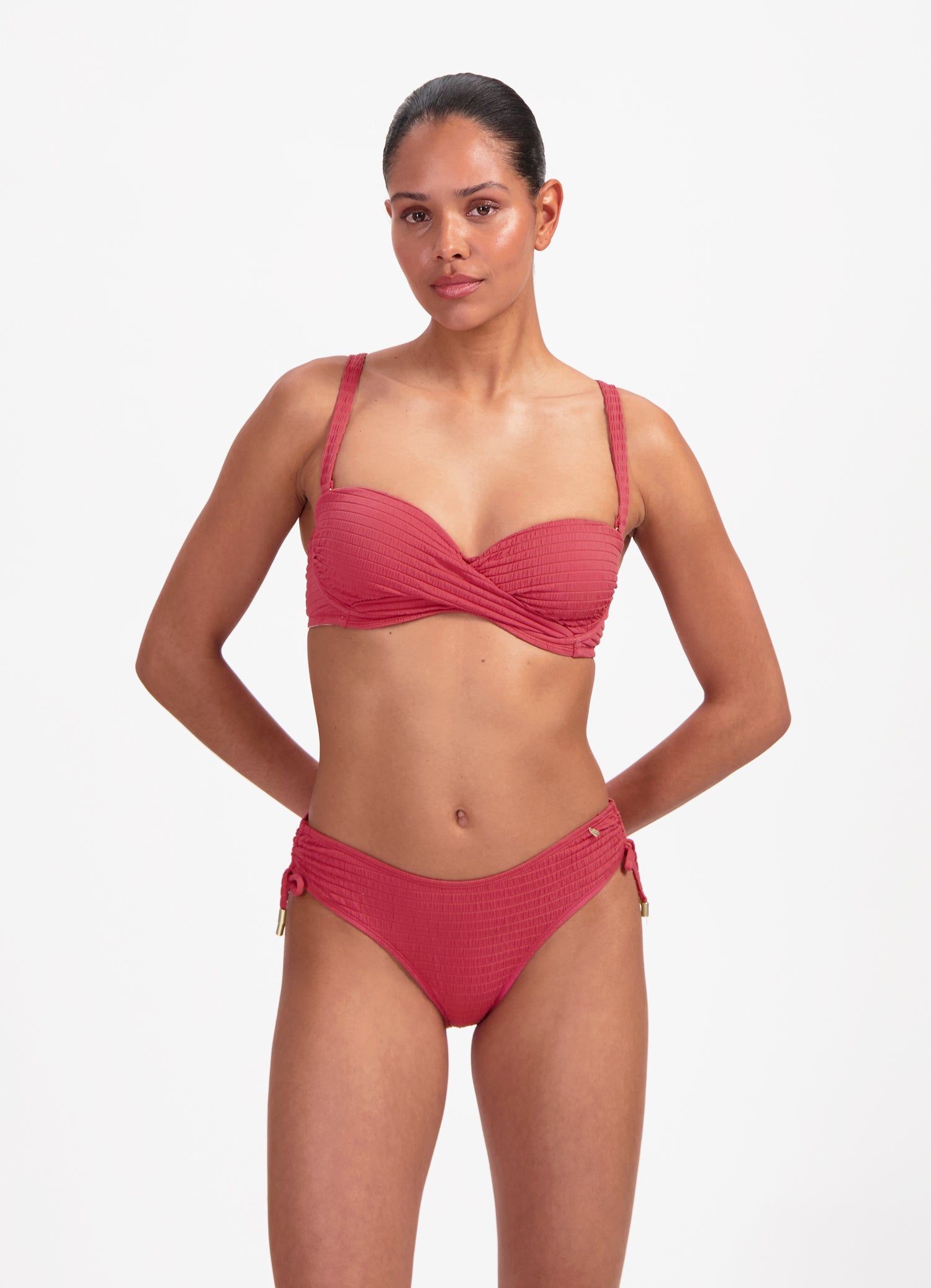 Berry multiway bikinitop