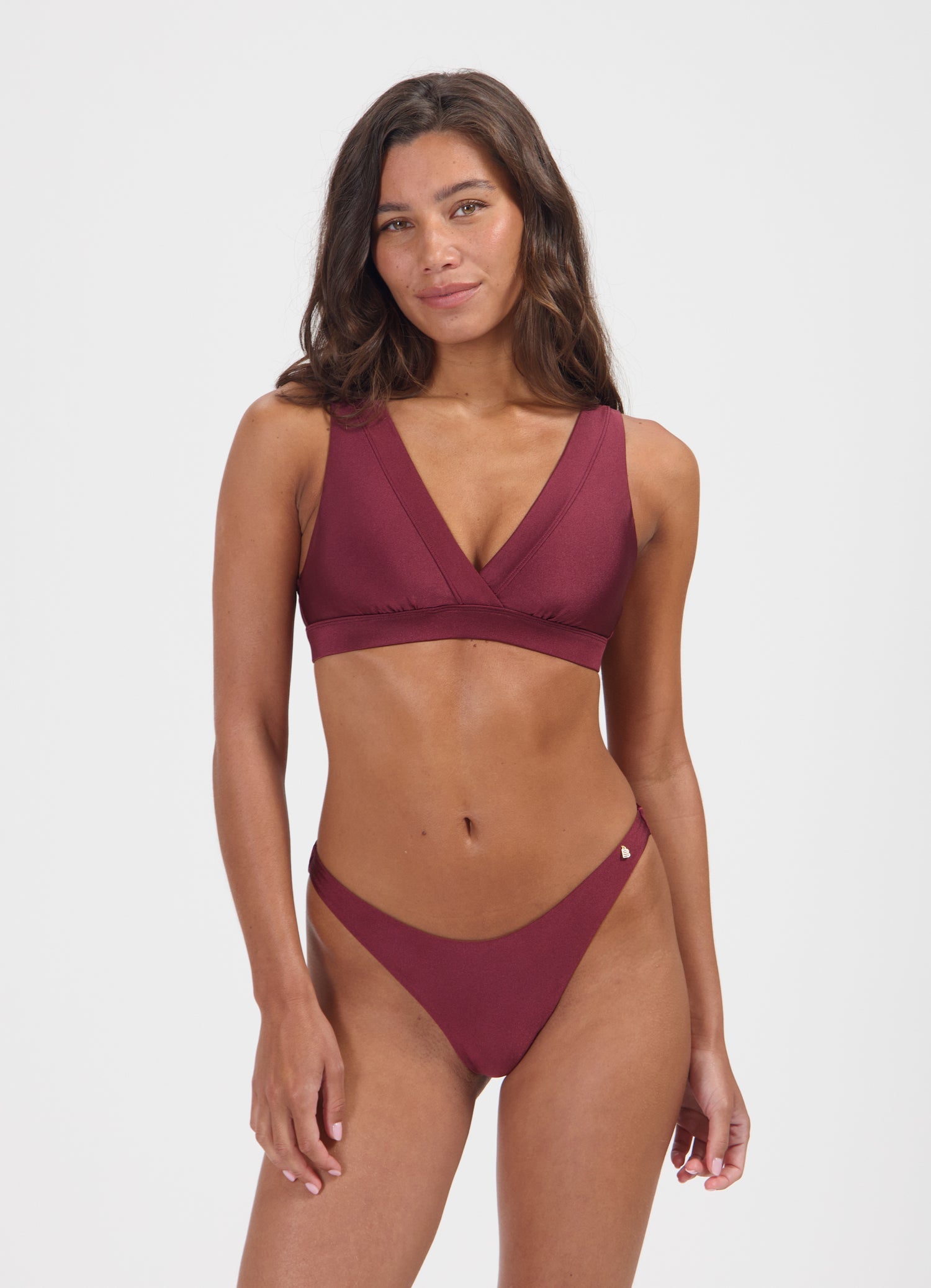 Burgundy Shine shape bikinitop