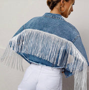 Dames denim jas met franjes – trendy spijkerjack in klassiek blauw en speels design
