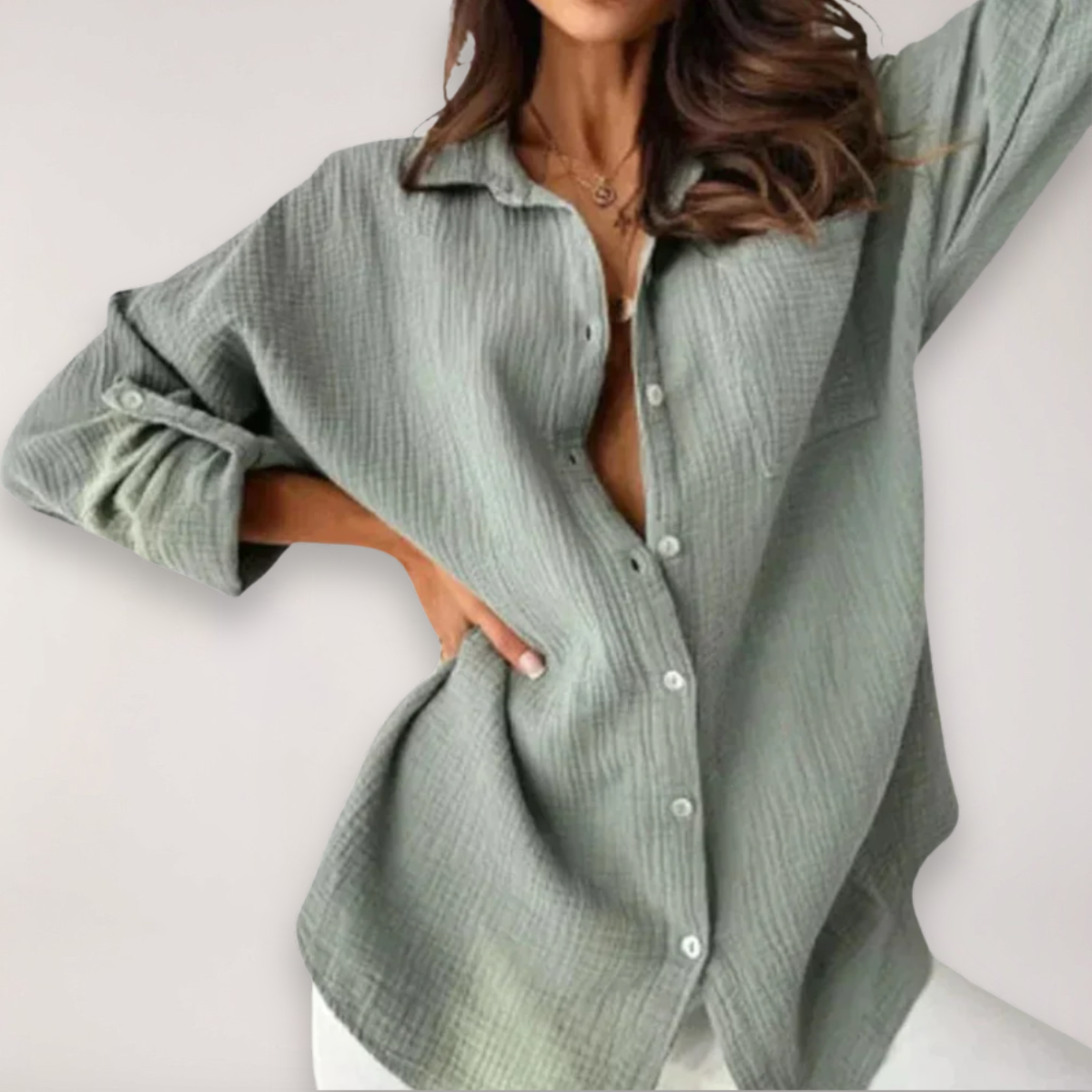 Lina___Oproloverhemd_Met_Knopen_Voor_Dames_Voor_Zomerstijl_1.png