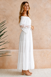 Lange Witte Boho Jurk met Kanten Mouwen