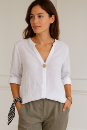 Sophie | Korte Mouw Damesblouse met V-hals en Knoopdetail voor Zomer