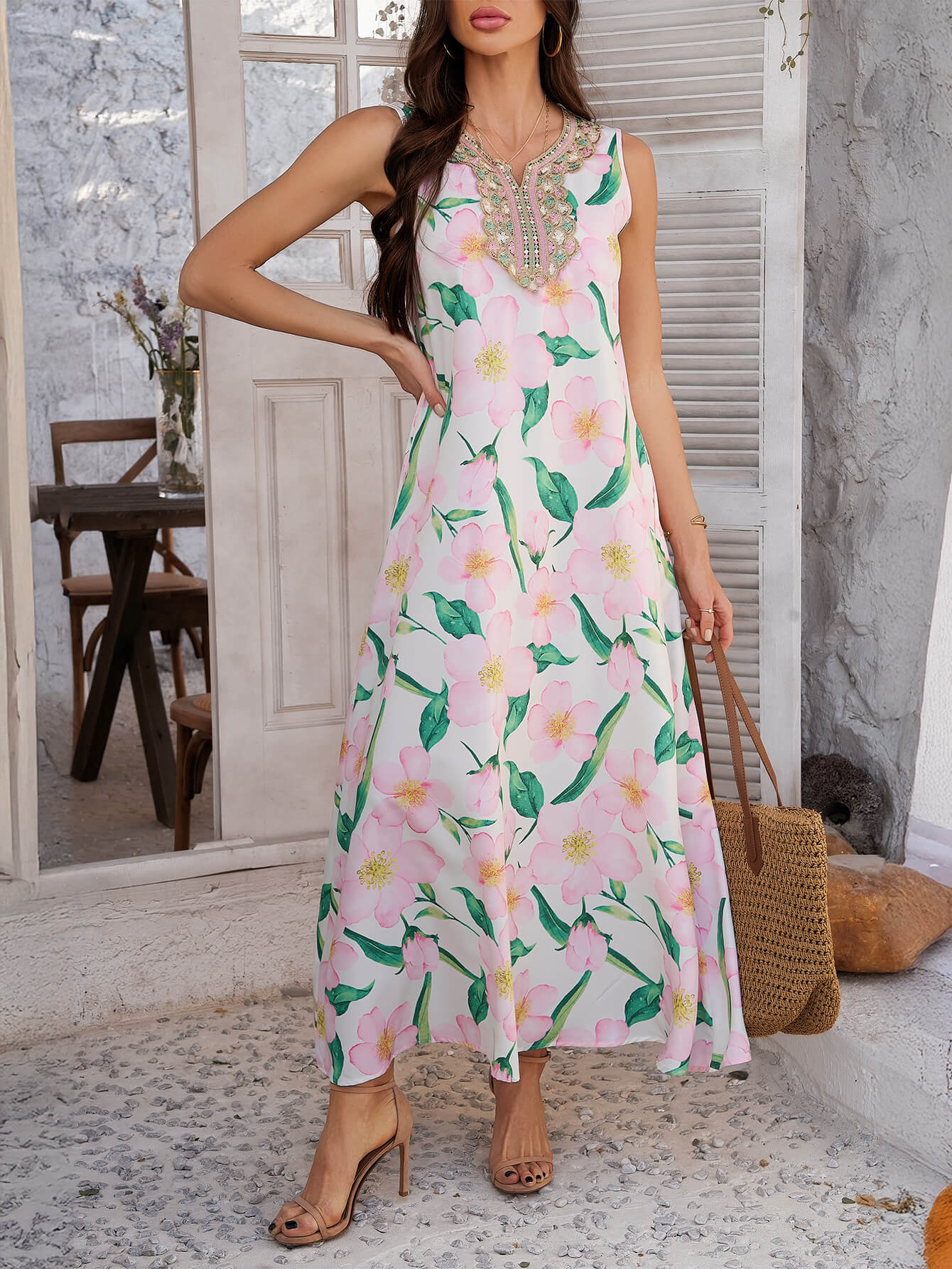 Roze Boho Maxi Jurk met Bloemenprint | Geborduurd Decolleté | Zomerjurk Dames